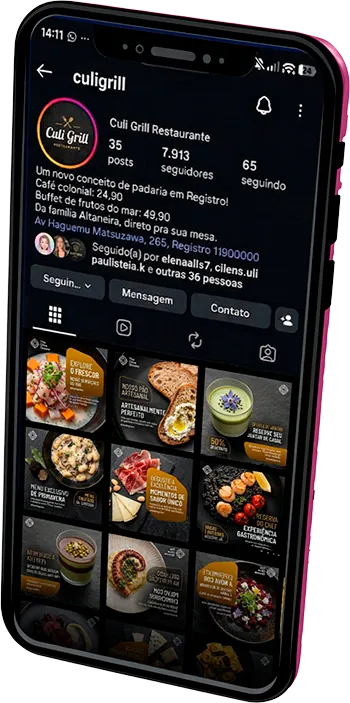 Mockup Celular Redes Sociais